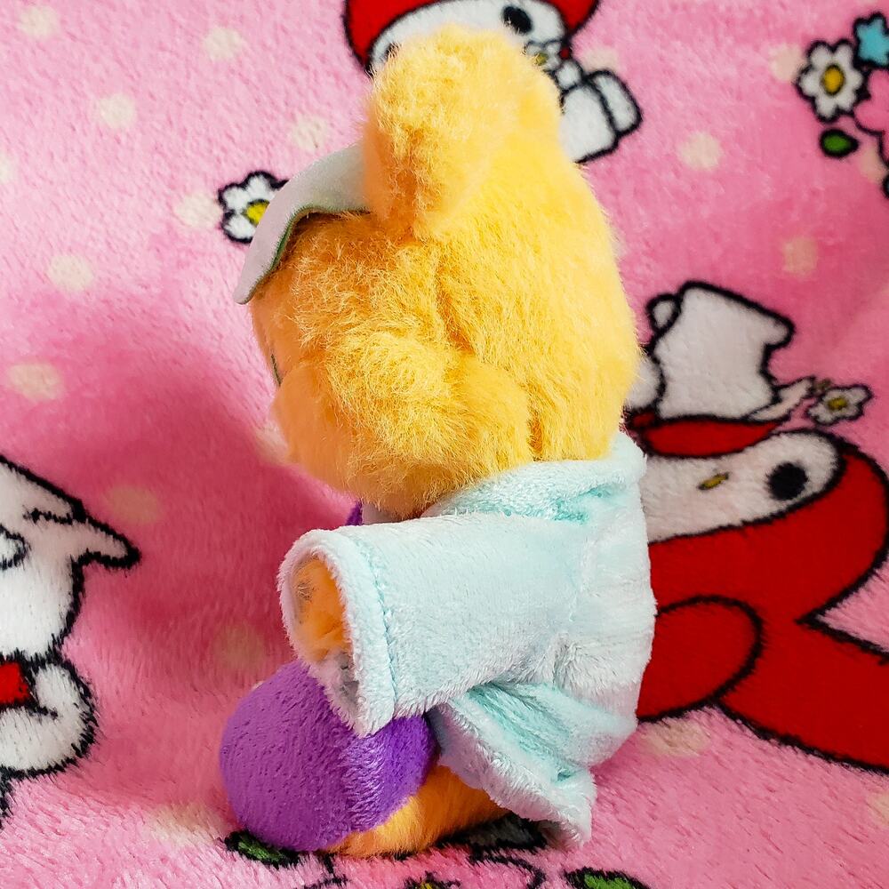 Disney Winnie the Pooh Hunny Hugs Spa Pooh Mystery Plush Collectible - Picture 5 of 8